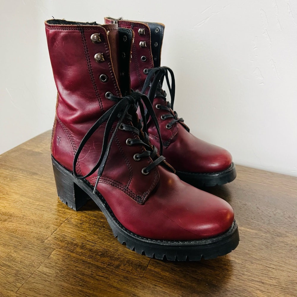 🔥 Burgundy Fly London Lace Up Boots 🔥